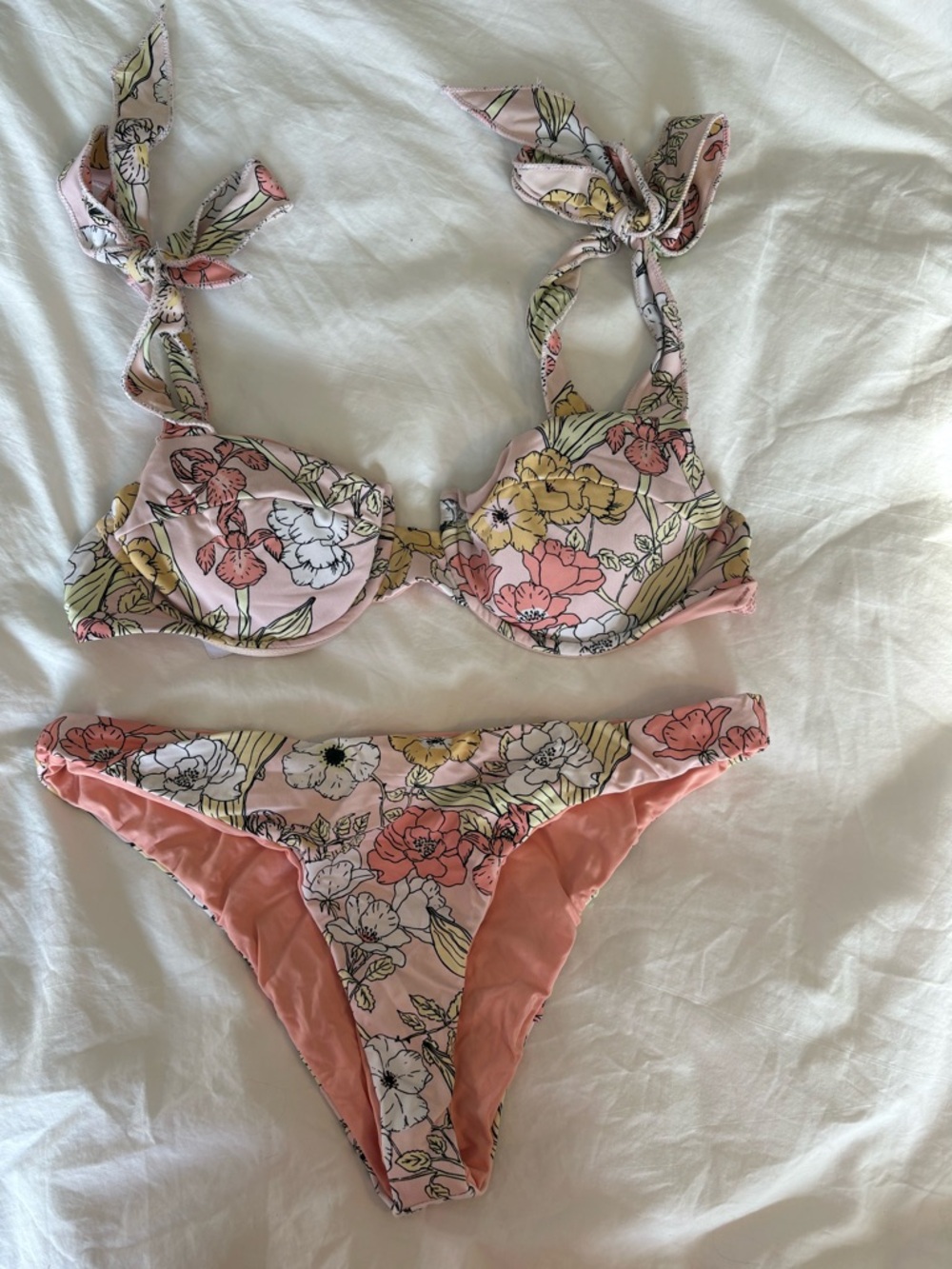 Dippin Daisy’s Floral Pink Tie-Shoulder Bikini Set